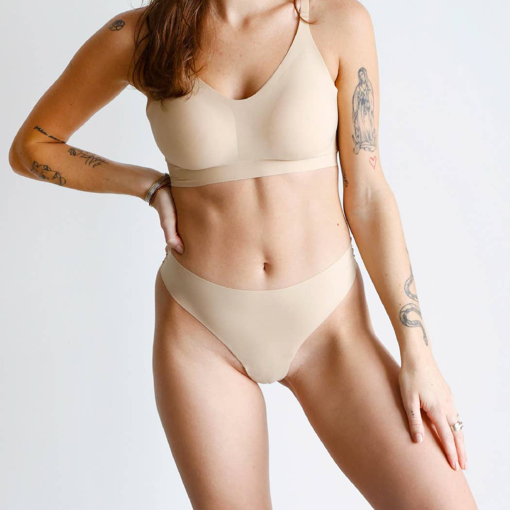 okko - Signature Seamless Thong - Creme: XL